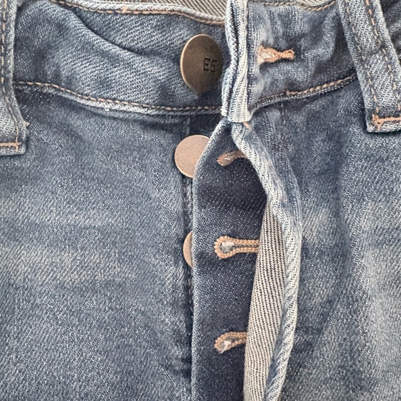 Evereve Cuffed Jeans - Picture 3 of 5